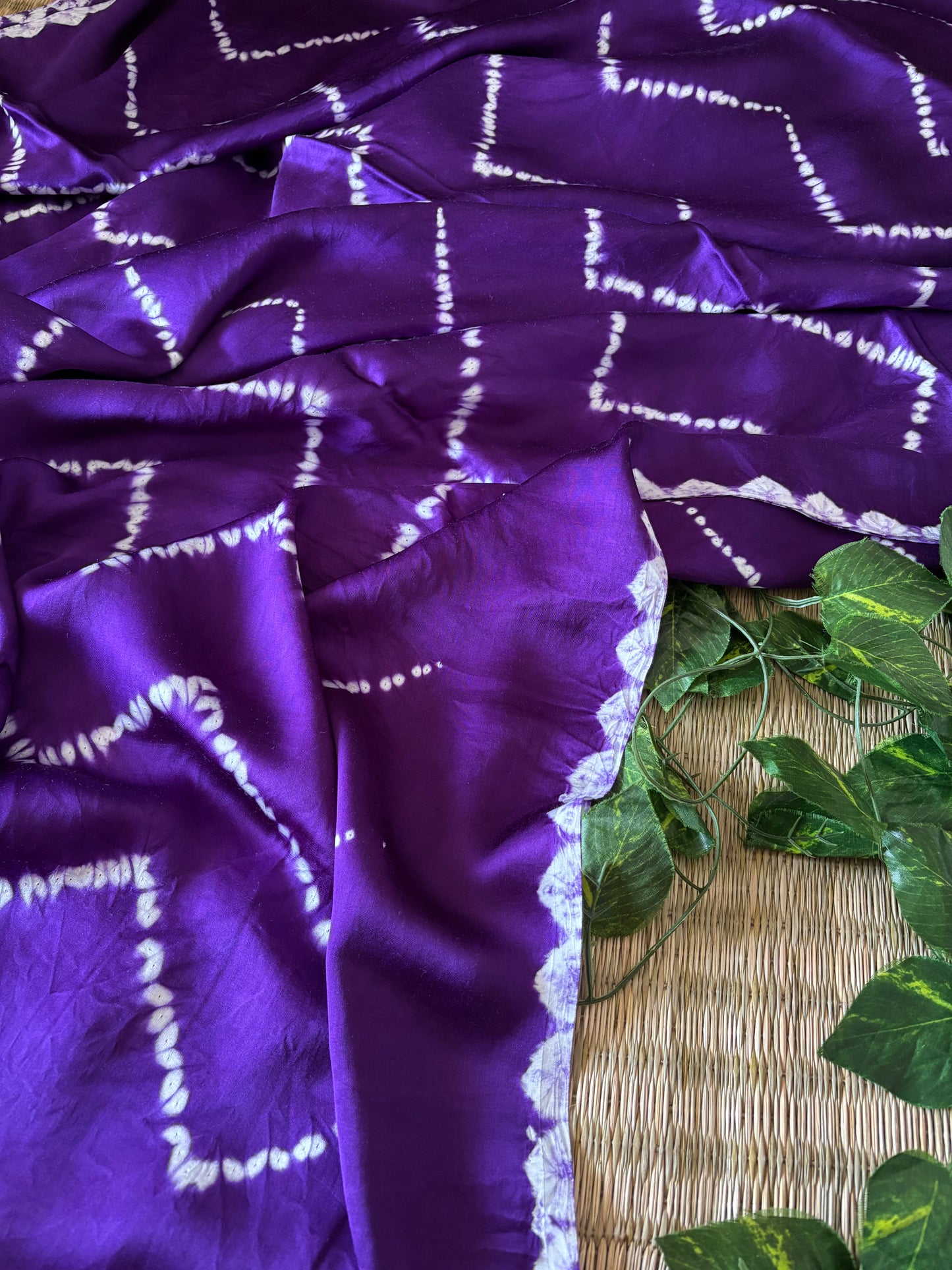 Modal Needle Shibori Saree ( Bottle Green)
