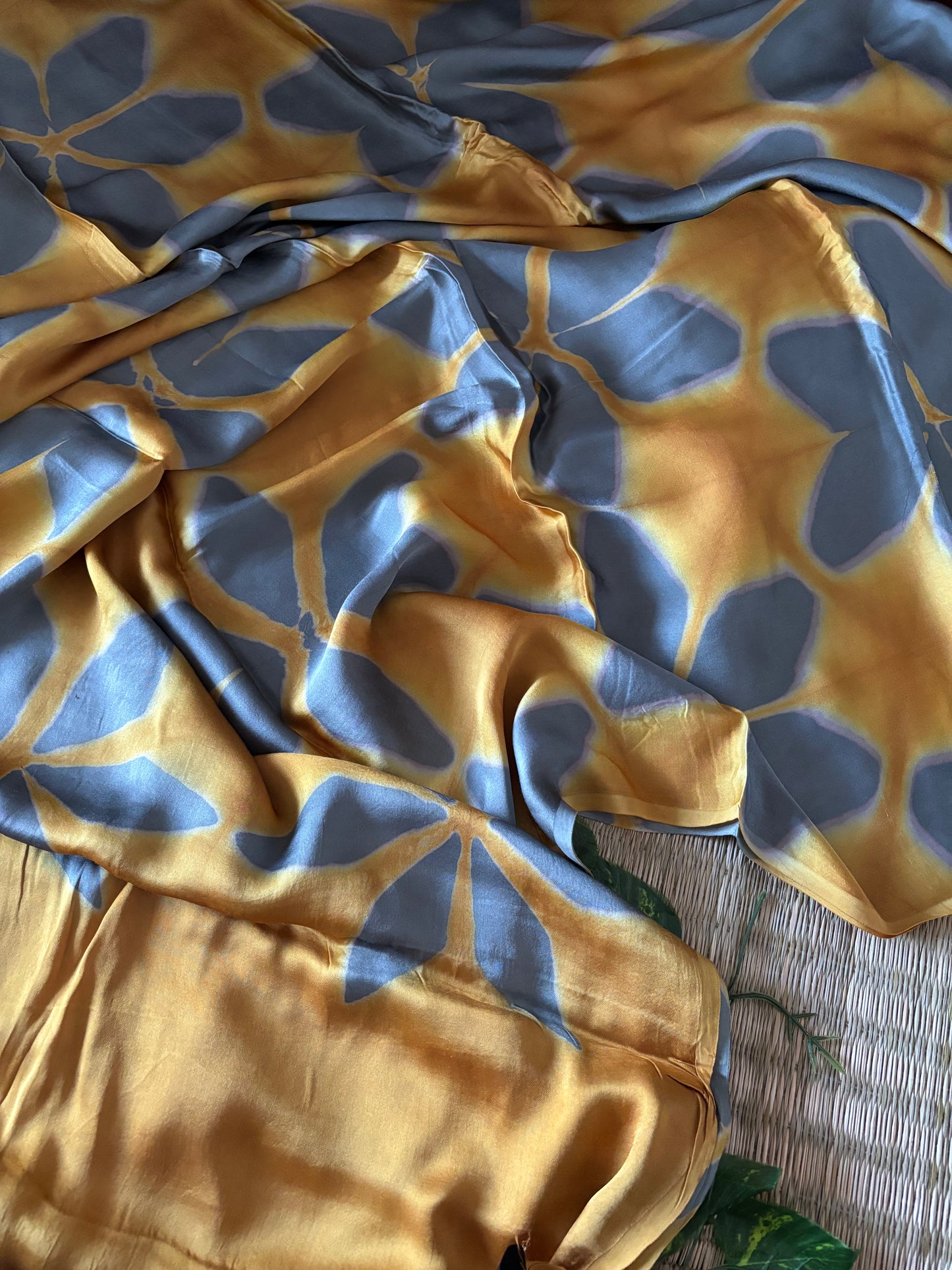 Modal Clamp Ajarakh Saree