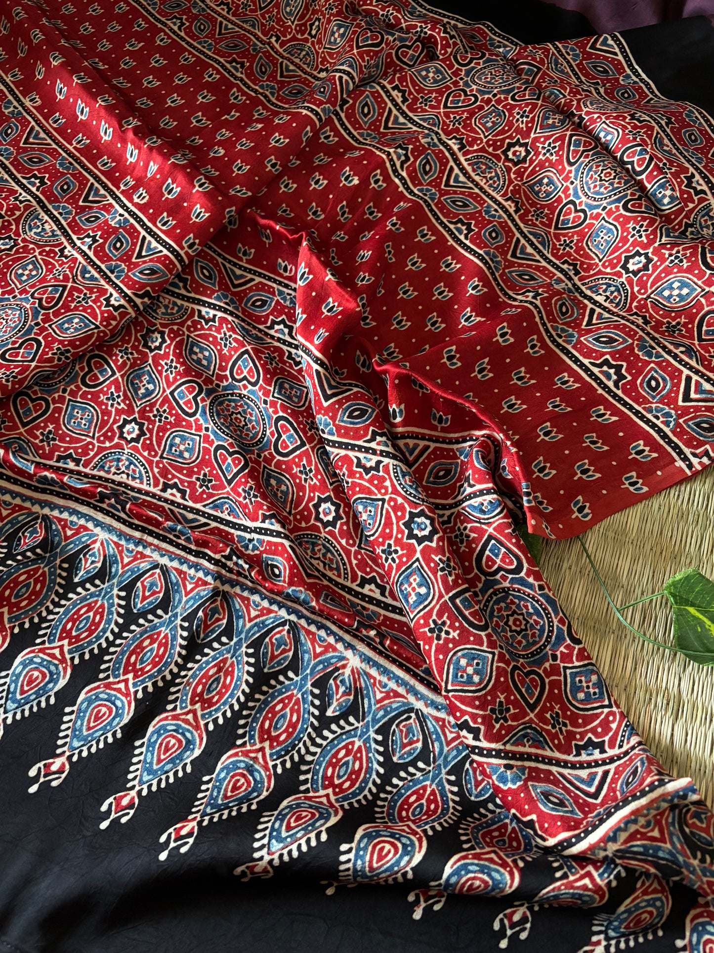 Modal Clamp Ajarakh Saree