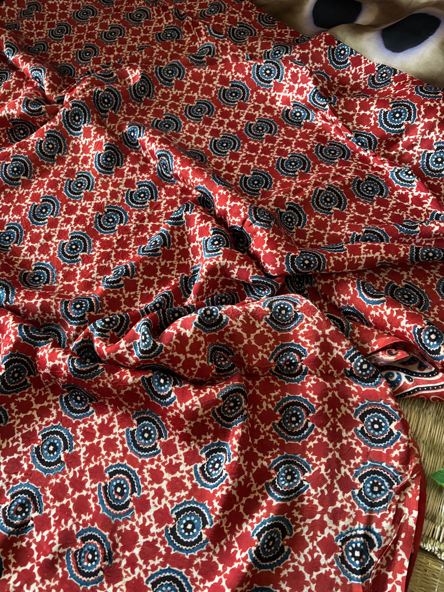 Modal Clamp Ajarakh Saree