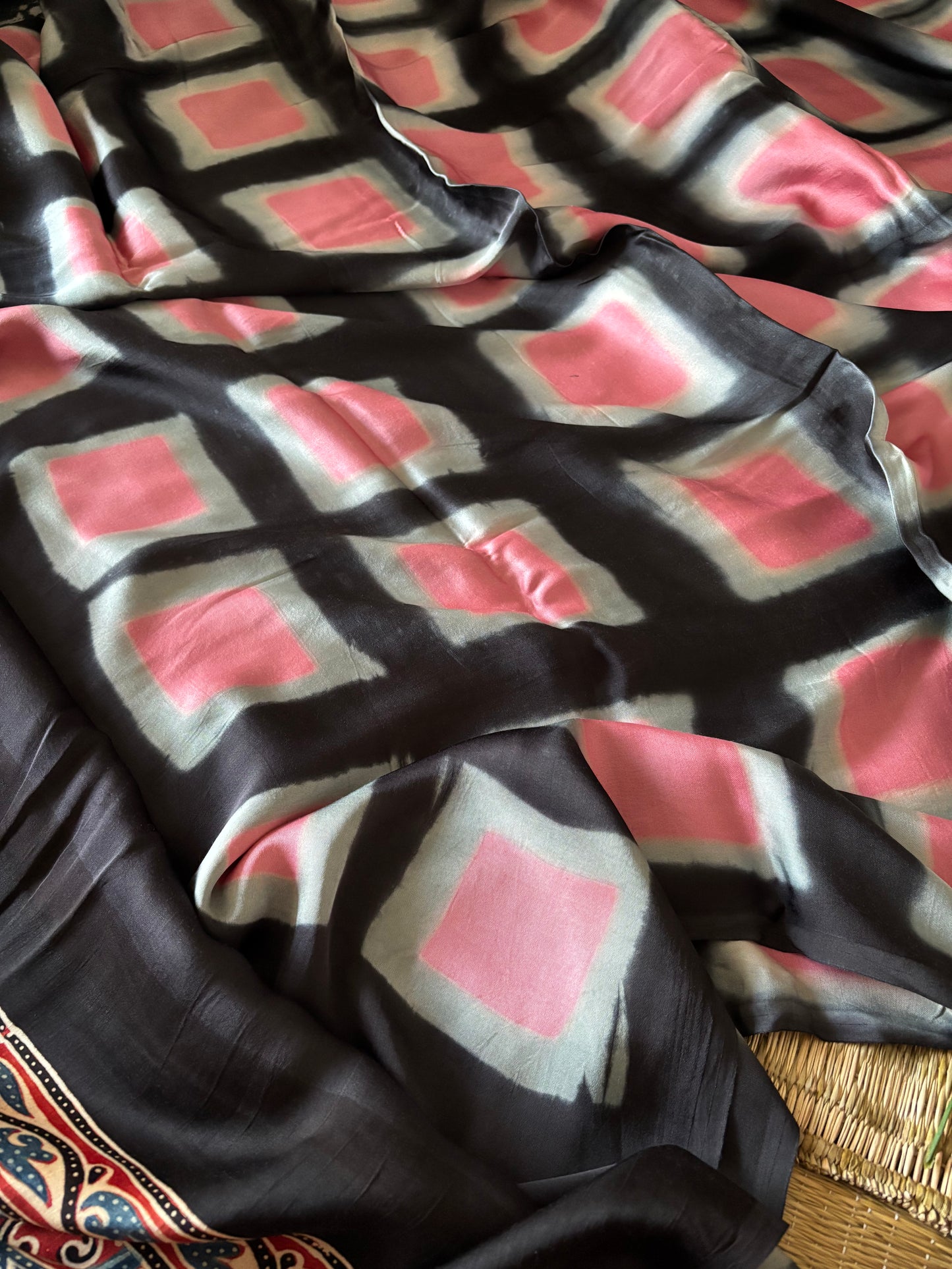 Modal Clamp Ajarakh Saree