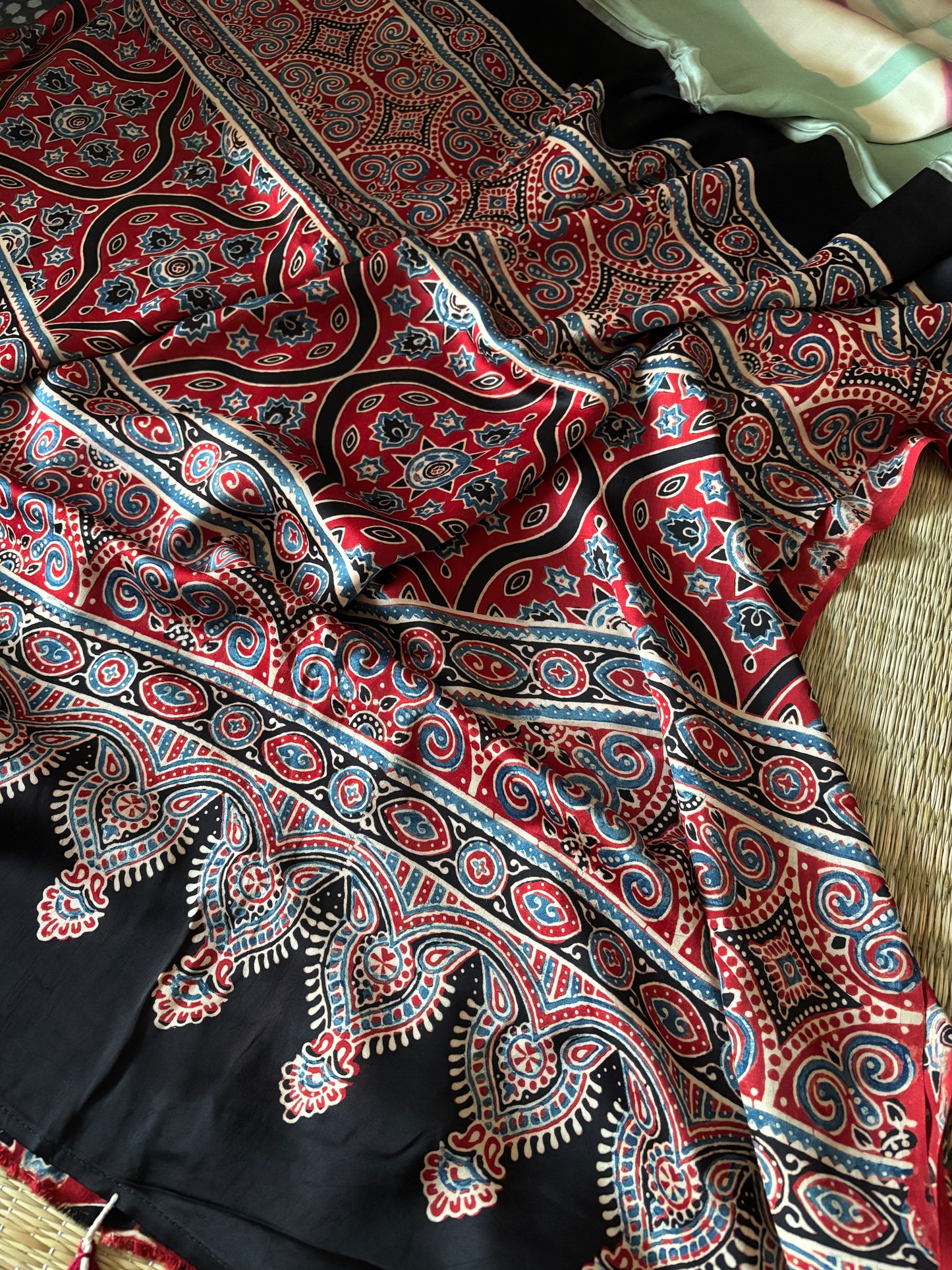 Modal Clamp Ajarakh Saree