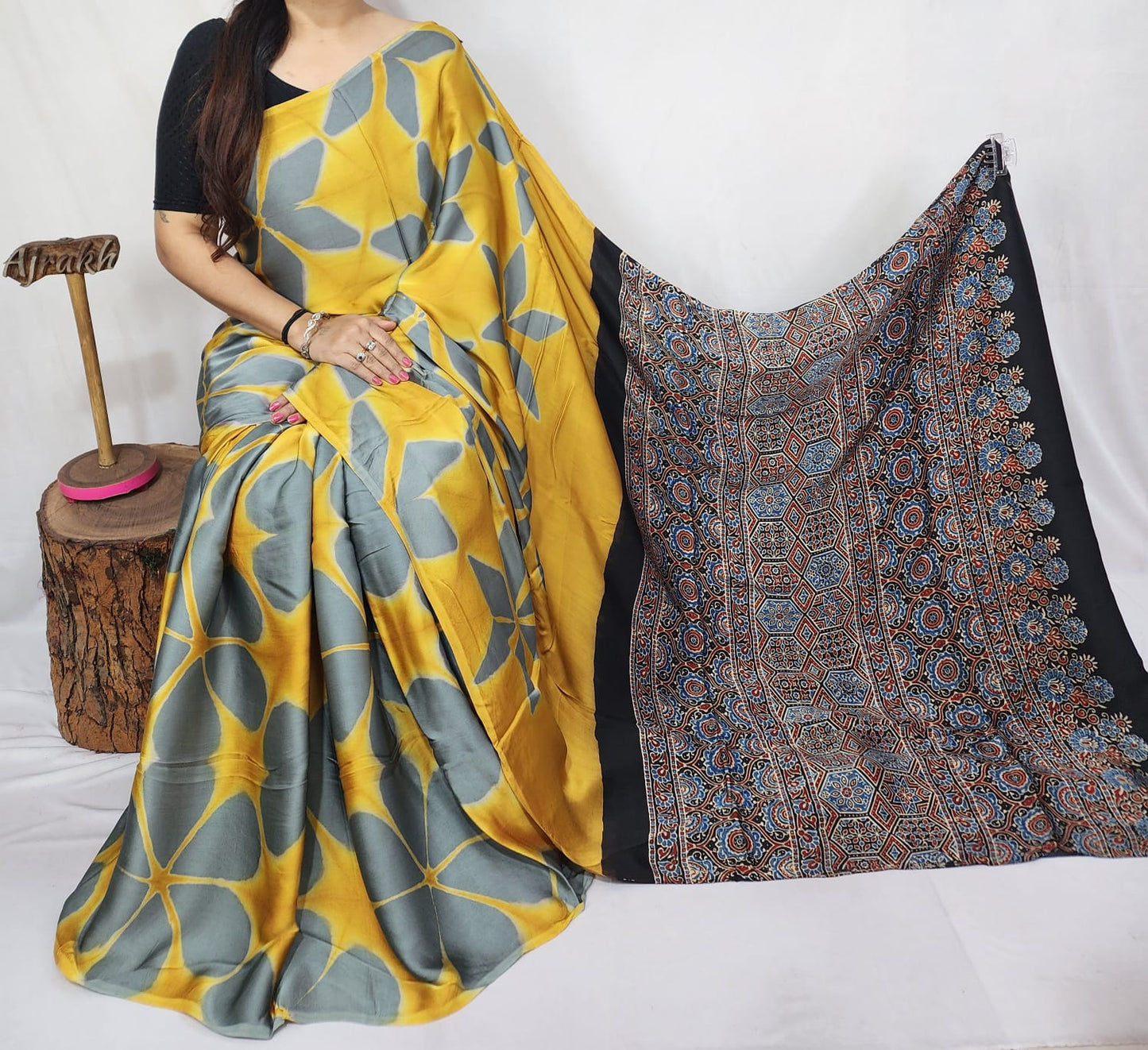 Modal Clamp Ajarakh Saree