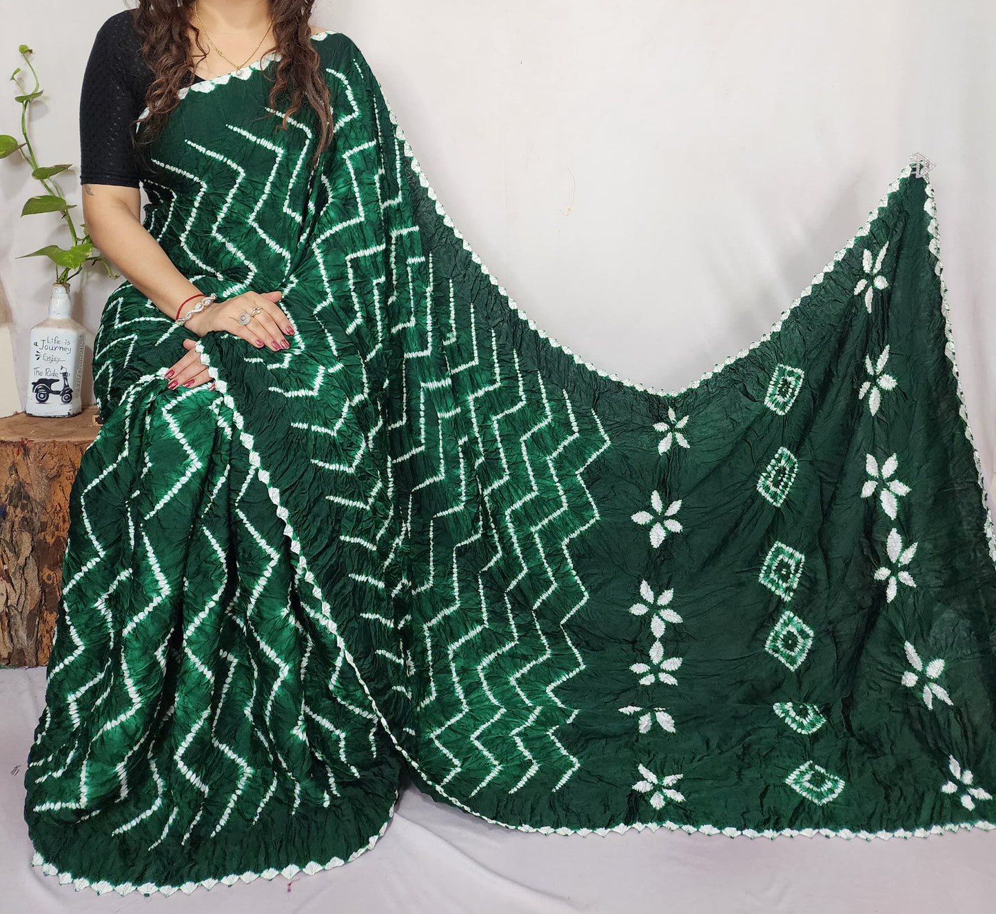 Modal Needle Shibori Saree (Bottle Green)